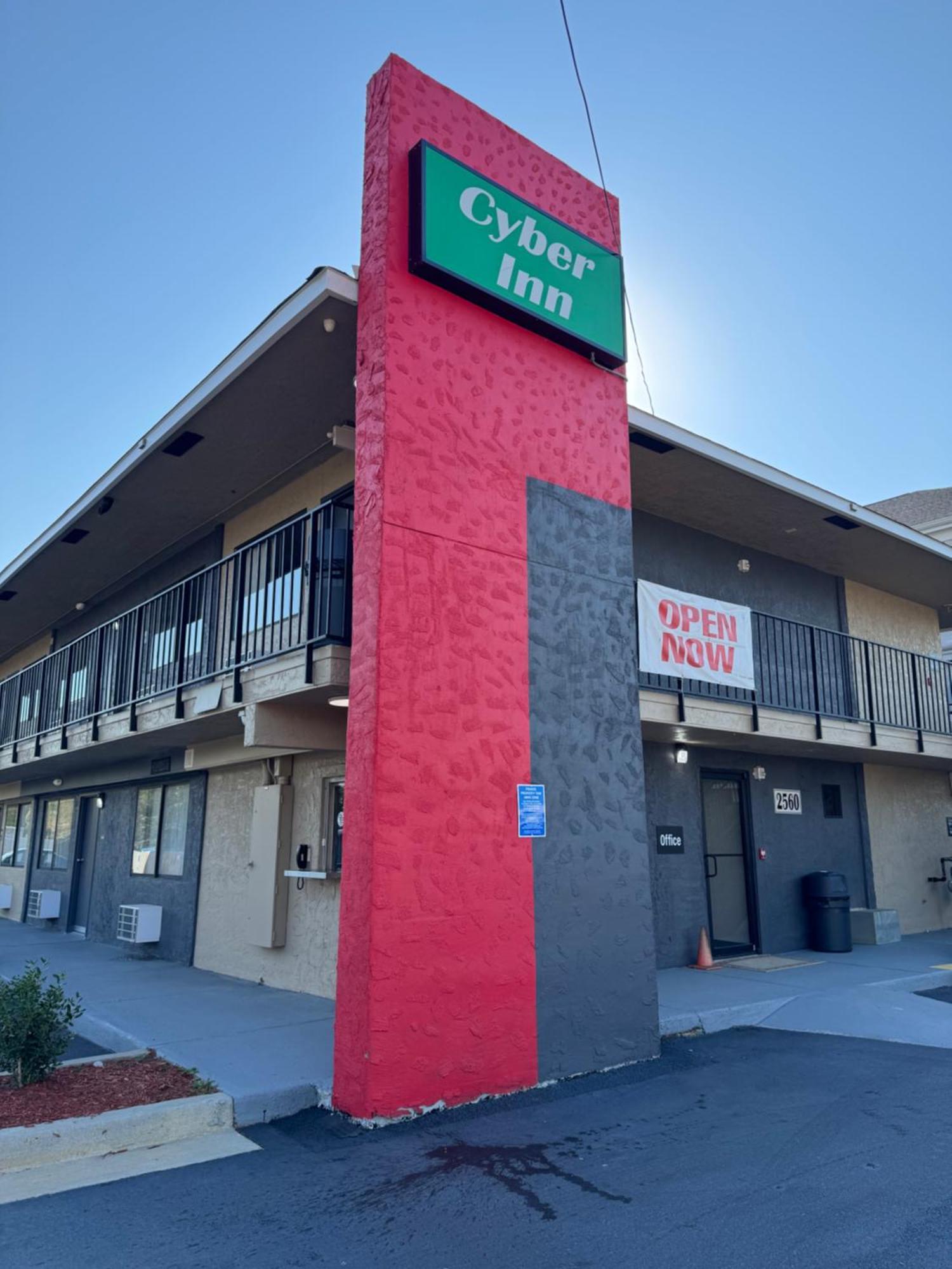 Cyber Inn Augusta Exterior photo